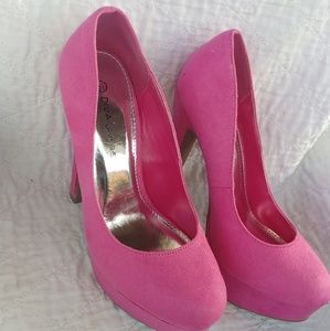 Diva lounge high heel